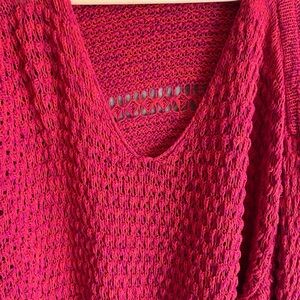 Free People  Coconut V-Neck Loose Fit Weave Sweater in dragonfruit